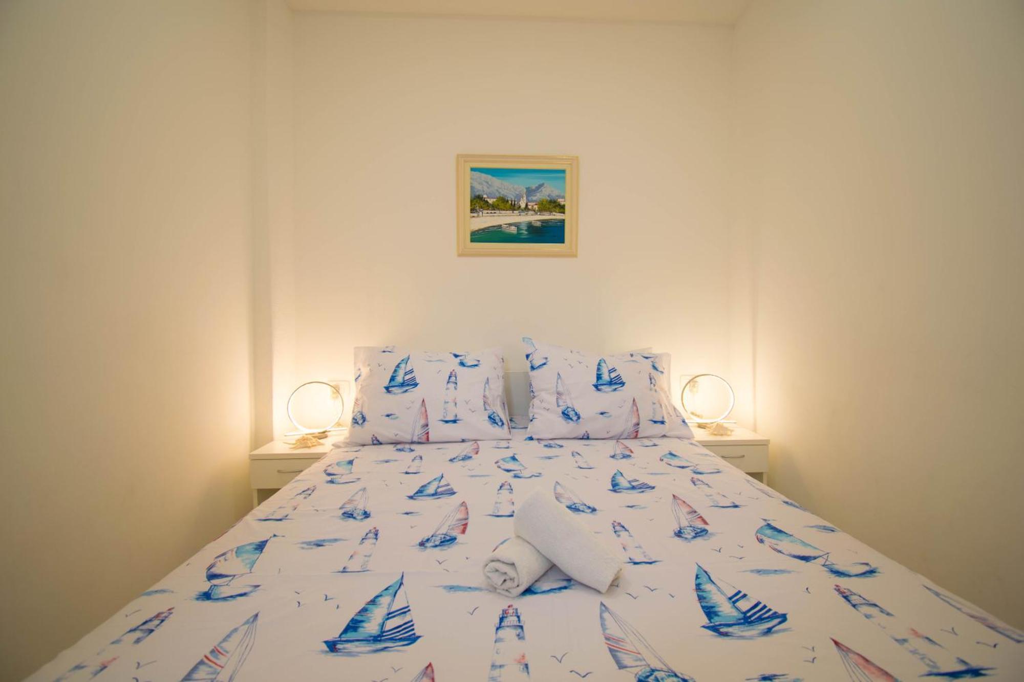 Apartments Manuela - Baska Voda Bagian luar foto